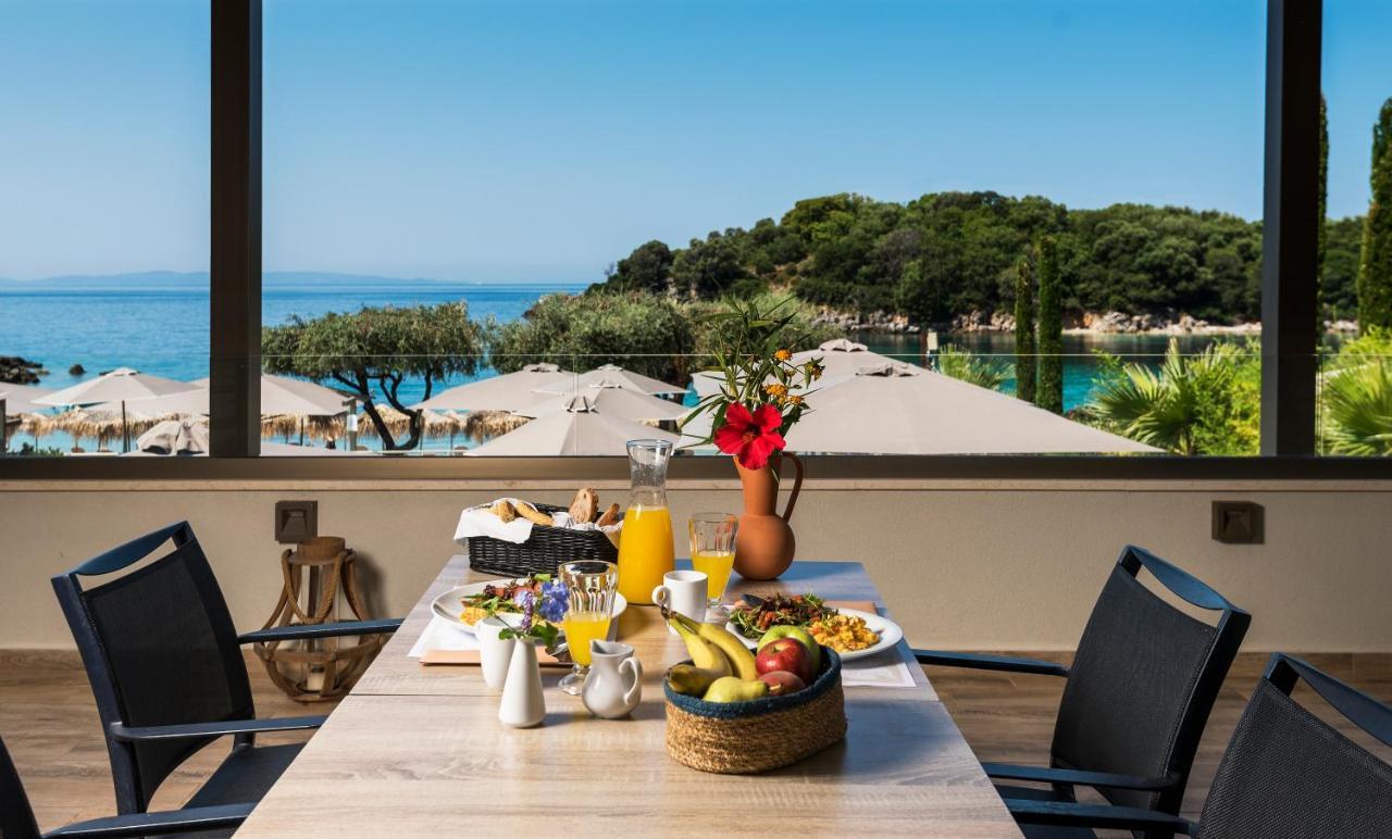 Prima Vista Beachfront Boutique Hotel Sívota 외부 사진