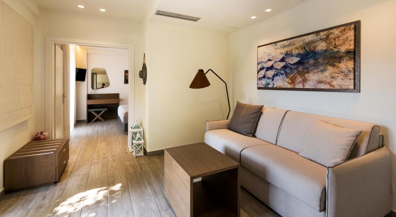 Prima Vista Beachfront Boutique Hotel Sívota 외부 사진
